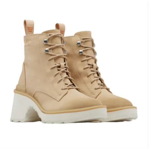 NWT Sorel Hi-Line Lace Up Chunky Heel Boots 7.5 Suede Tan Ankle Booties - Picture 1 of 9